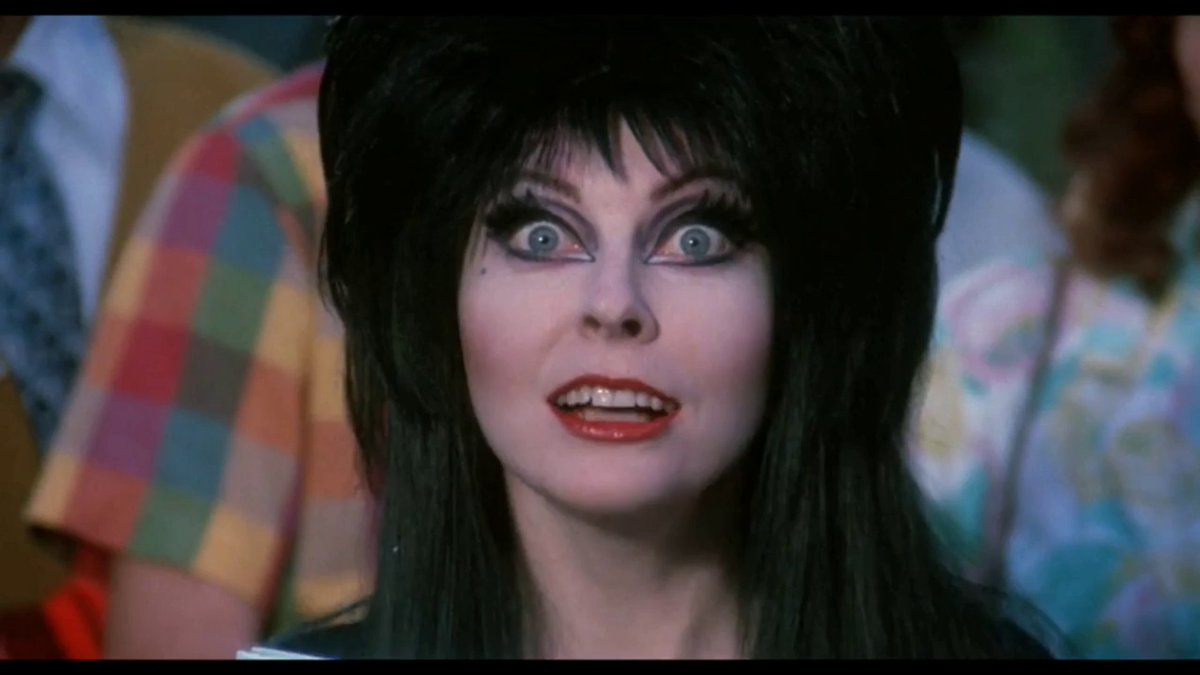 دانلود فیلم Elvira: Mistress of the Dark 1988