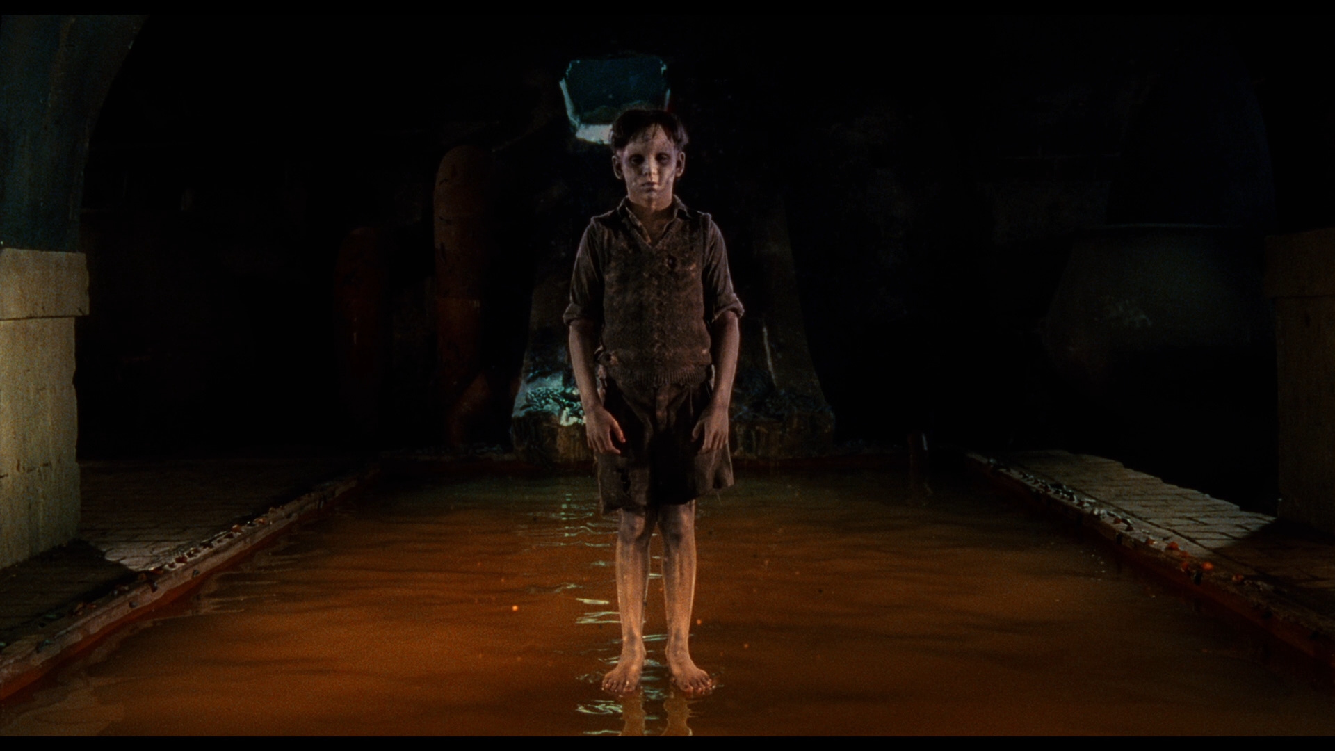 دانلود فیلم The Devil’s Backbone 2001