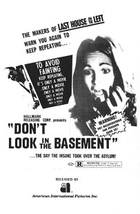 دانلود فیلم Don’t Look in the Basement 1973255453-657646223